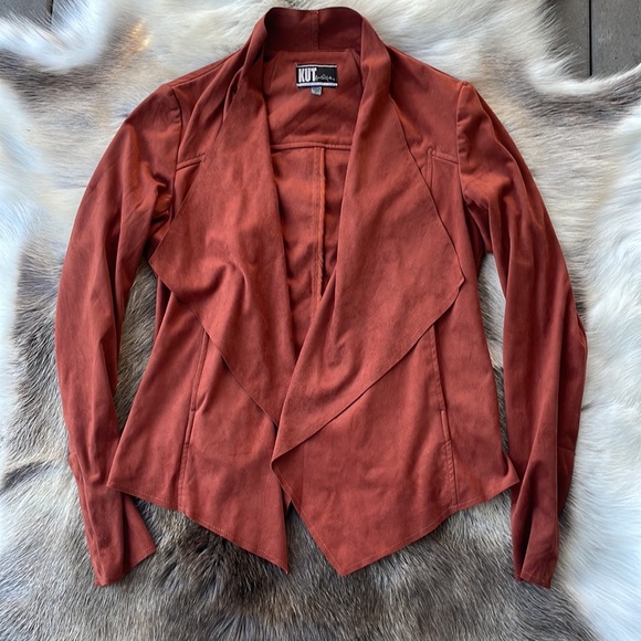 Kut from the Kloth Rust Brown Faux Suede Draped Front Jacket Size Small - Picture 1 of 11